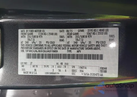 2016 Ford Escape Titanium z USA, uszkodzony, nr VIN 1FMCU9J9XGUA51989